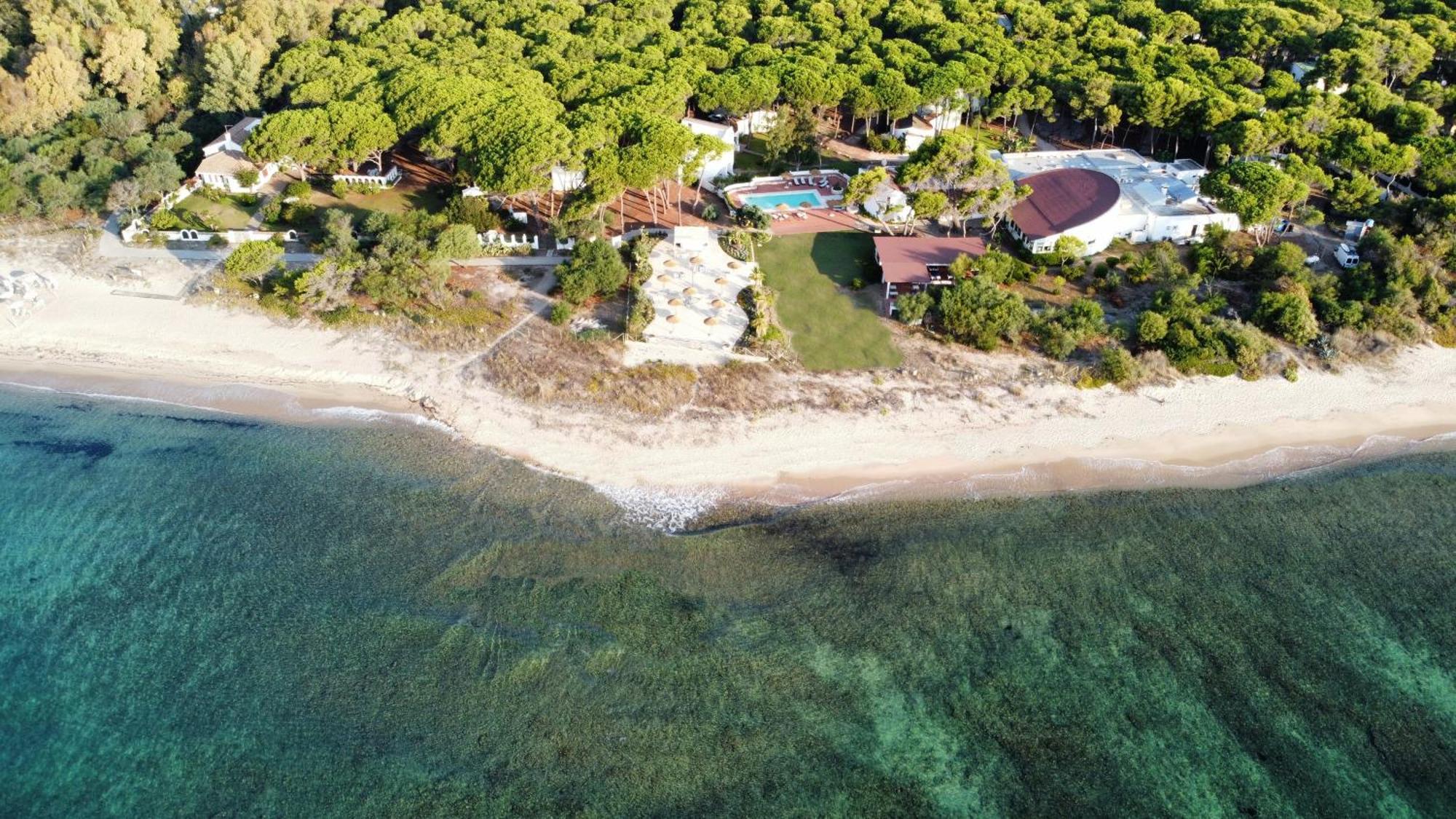 Hotel Mare Pineta Santa Margherita di Pula Exterior photo